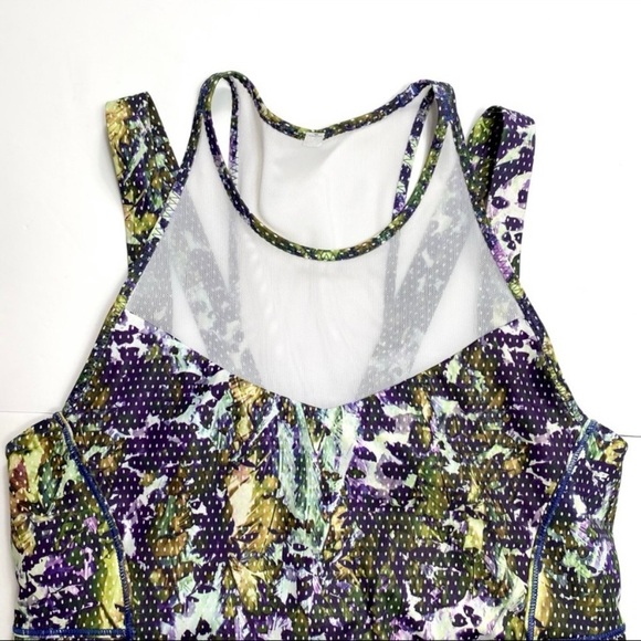 Lululemon Floral Mesh City Tank in Green - Picture 4 of 8